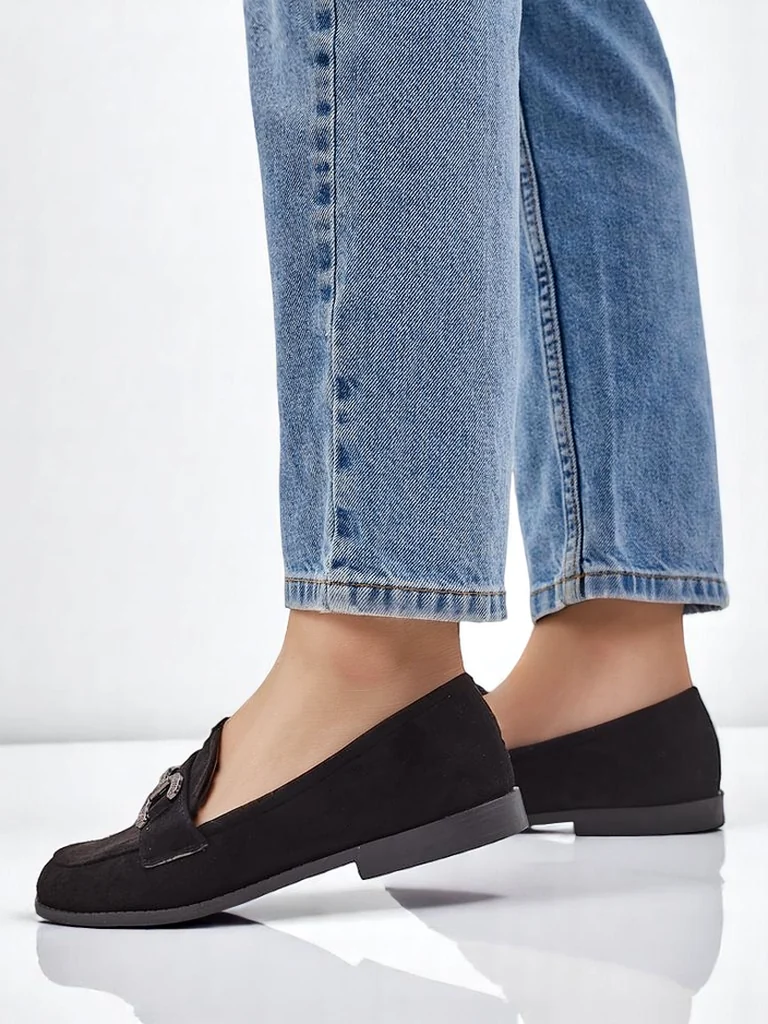 Royalfashion Élégantes mocassins pour femmes avec une décoration en zircon Zante