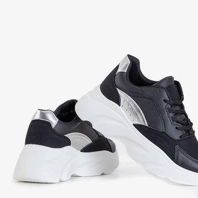 OUTLET Chaussures de sport pour femmes noires sur la plateforme Minervina - Footwear