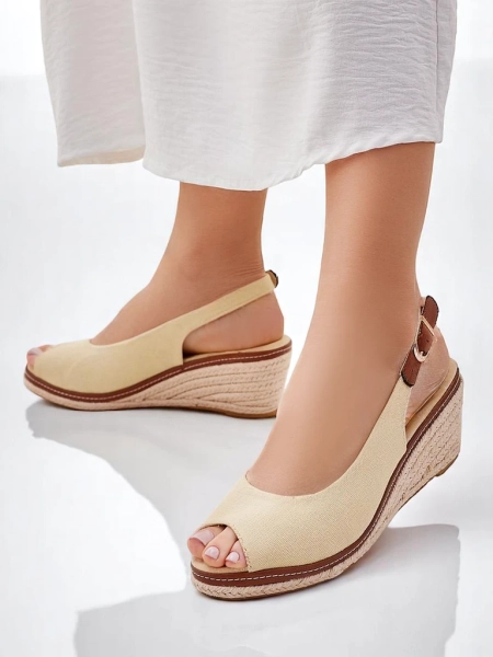 Sandales compensées ouvertes Royalfashion pour femmes Tafenis