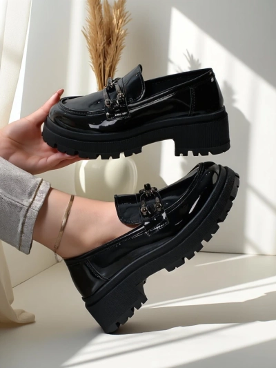 Royalfashion Mocassins en vernis pour femmes Arieda