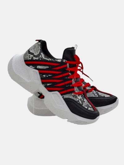Baskets de sport Royalfashion pour femmes sur une semelle plus épaisse Ivvert