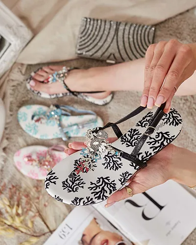 Royalfashion Sandales à tongs Lollisa pour femme