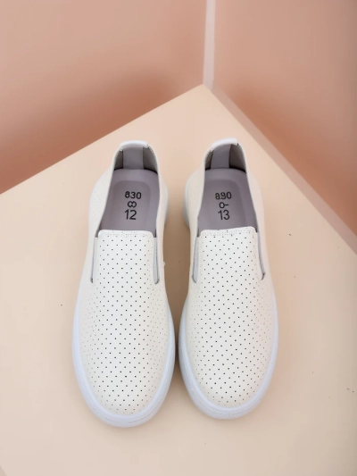 Royalfashion Baskets de sport perforées pour femmes Musio