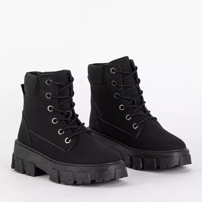 OUTLET Chaussures de randonnée noires pour femmes en éco-cuir mat Retika - Chaussures