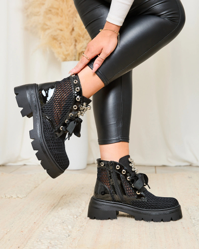 Royalfashion Bottes ajourées pour femme en noir Afaserr