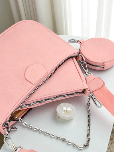 Torebka damska Amara Rosa – różowa listonoszka z ekoskóry z łańcuszkiem