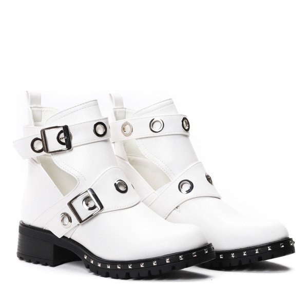 Białe workery z wycięciem Kallie- Obuwie