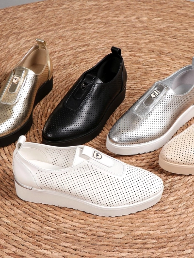 Chaussures perforées pour femmes Goffies Slip-on