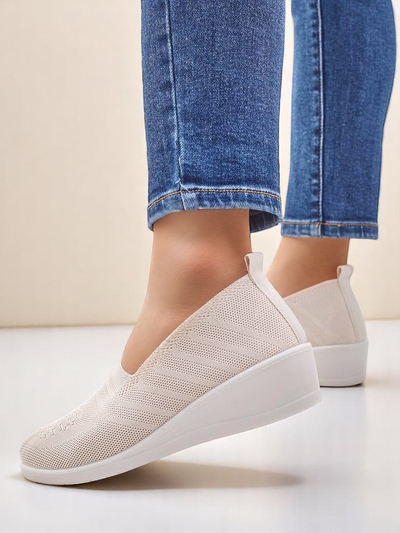 Royalfashion Mocassins pour femmes sur un petit wedges Epoles