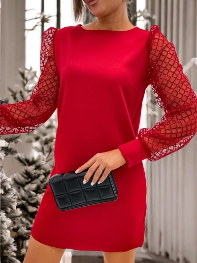 Robe pour femmes classique de longueur genou de couleur noire avec un col rond. La robe a des manches longues en maille avec des sequins et n'a pas de fermeture. Excellent choix pour la saison des fêtes !<p>REMARQUE :</p><p>*REMARQUE : Précision de mesu