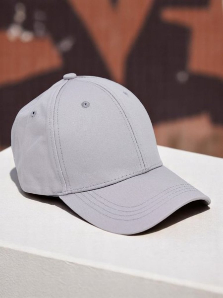 Royalfashion Casquette de rue Mila avec visière