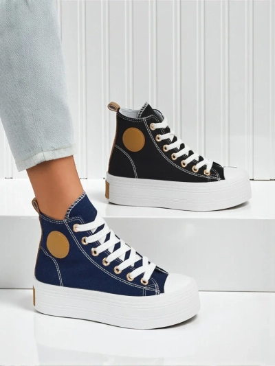 Adelina Capri Baskets pour Femmes Bleu Marine sur Plateforme Plate de 4,5 cm