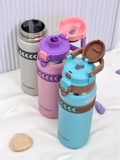 Royalfashion Gobelet thermique avec un bec et une poignée Sports Experts