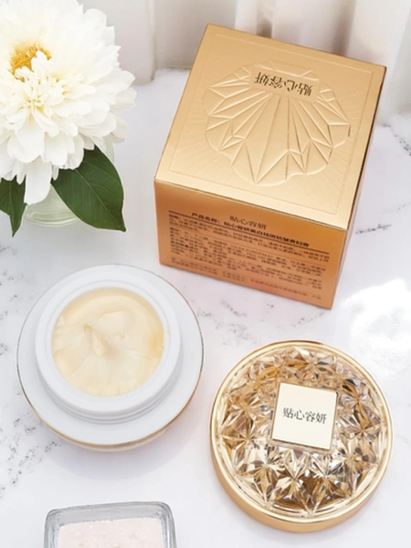 Crème visage anti-rides et éclat