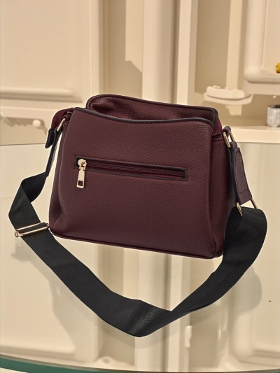 Petit sac à main pour femme en cuir écologique Novaria