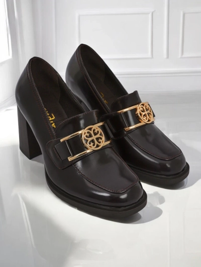 Loafers pour femmes Persephone Nero à talon en cuir écologique boucle dorée
