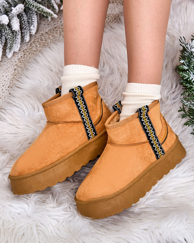 Royalfashion Bottes courtes pour femmes a'la bottes de neige avec ornement Erititta