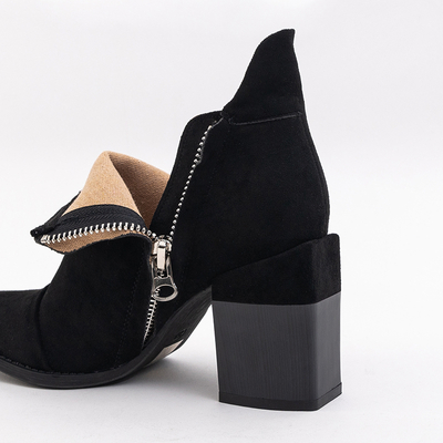 Bottes pour femmes noires avec découpes Plinara - Chaussures