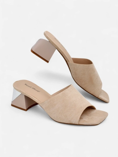 Mules pour femmes Royalfashion avec talons décoratifs Vollatie
