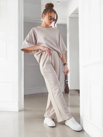 Ensemble Royalfashion pour femmes avec manches courtes et pantalons évasés