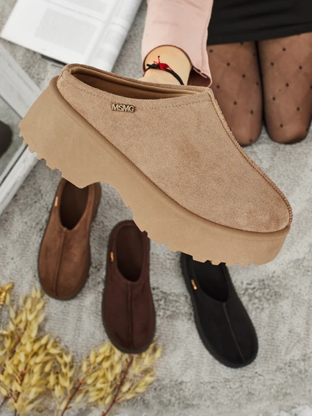 Bottes courtes style bottes de neige pour femmes avec fourrure Calindra