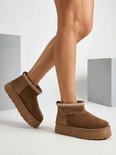 Royalfashion Bottes courtes pour femmes a'la bottes de neige Xoalla