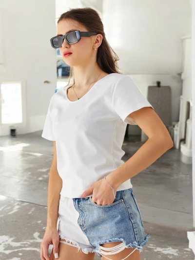 T-shirt en coton pour femmes Royalfashion avec dentelle au dos