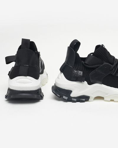 OUTLET Chaussures de sport pour femme noires sur semelle massive Tiroka - Footwear