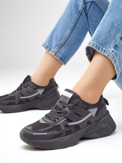 Royalfashion Baskets de sport pour femmes sur une semelle plus épaisse Beysa