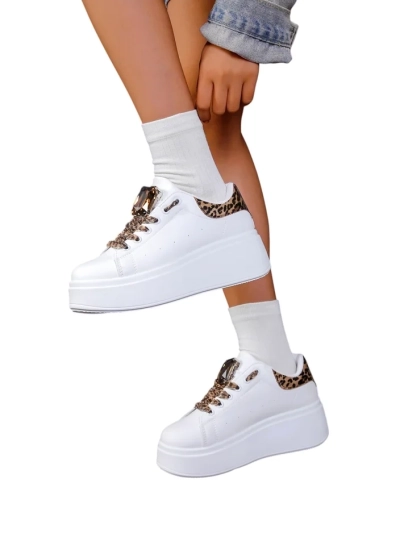 Baskets de sport pour femmes Royalfashion sur une plateforme Safirrat