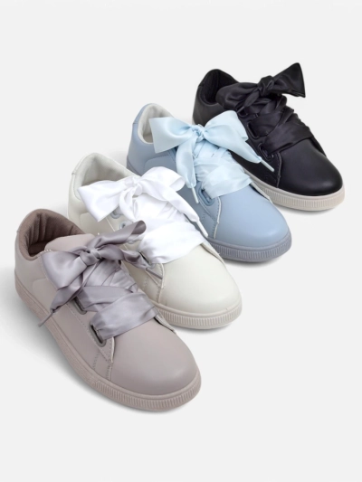Baskets éco-cuir Royalfashion pour femmes avec lacets décoratifs Etti