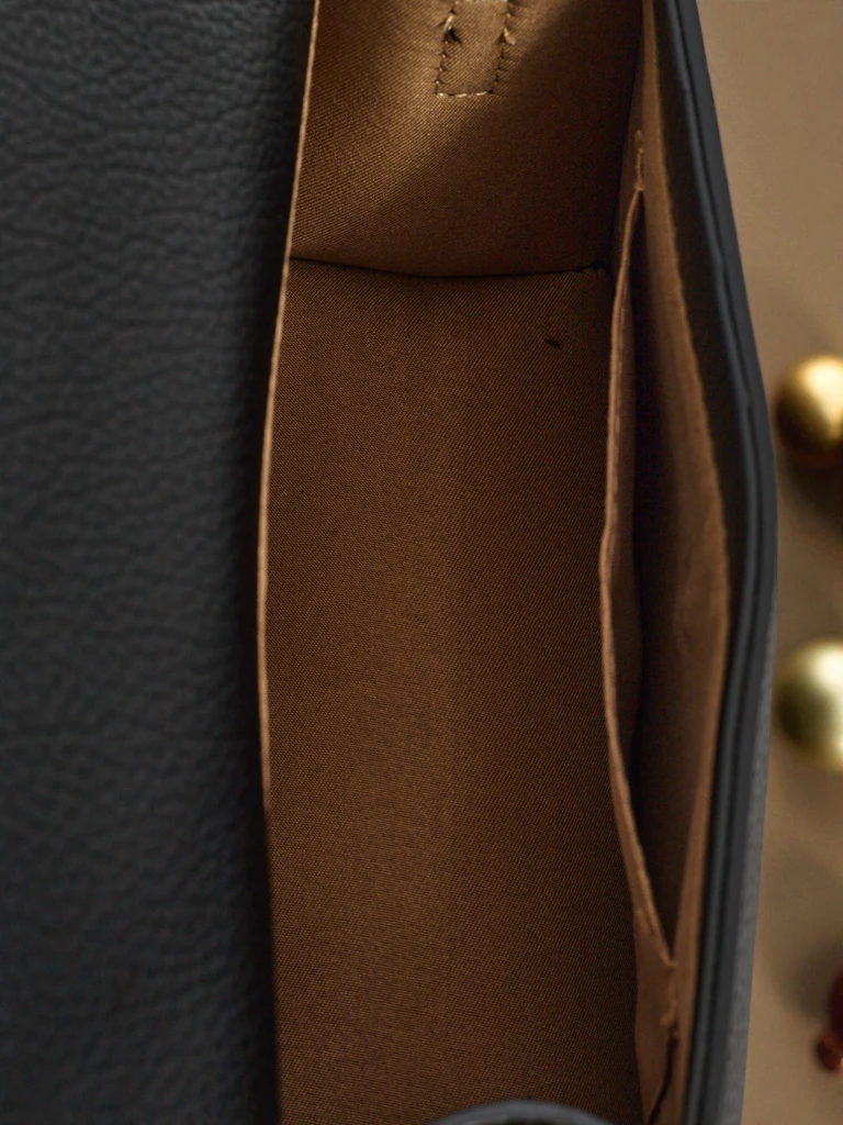 Petit sac à main pour femmes en cuir écologique Solmira