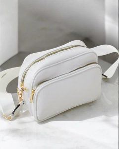 Beige clair || blanc