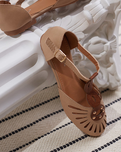 Ballerines femme beiges ajourées avec découpe sur les côtés Erraf-Footwear