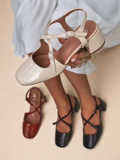 Royalfashion Escarpins pour femme à petits talons avec brides décoratives Lollita