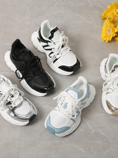 Chaussures de sport pour femmes Royalfashion sur une semelle épaisse Loness