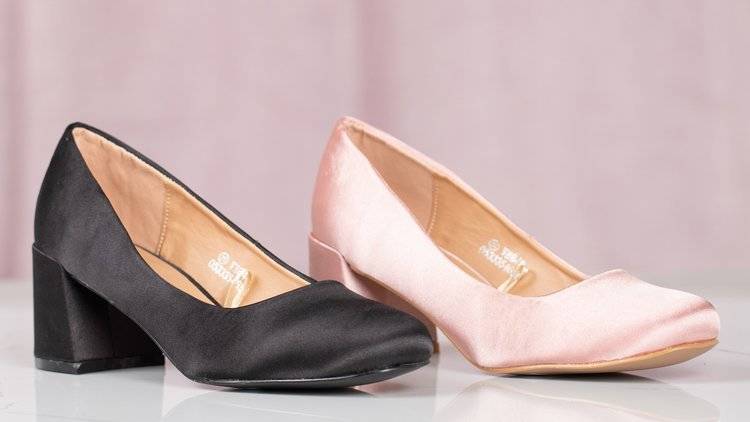OUTLET Escarpins en satin noir sur tige basse Samira - Footwear