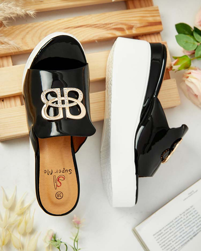 Royalfashion Tongs laquées pour femme sur Sailla