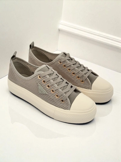 Baskets pour femmes Callista Mesh Light Grey – confort et style pour l'été et l'automne