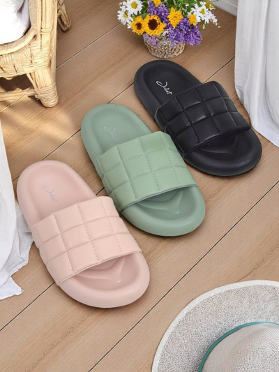 Royalfashion Claquettes plates pour femmes Quilt Walk