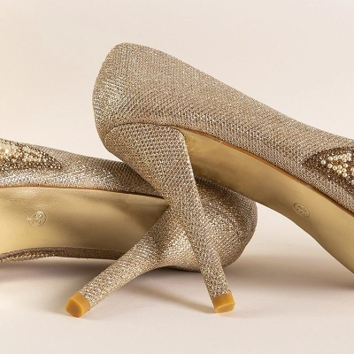 OUTLET Escarpins dorés brillants sur talon aiguille Prisca - Chaussures