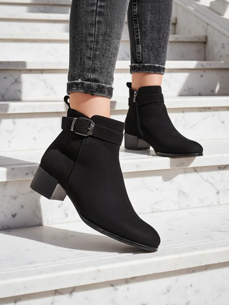 Bottines Elegante Nero en Cuir Écologique
