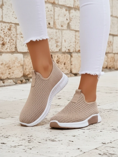 Slip-on pour femmes Selene marron clair, tissu, talon plat, confort