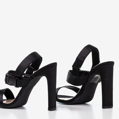 Sandales noires sur un montant avec velcro Spolisa - Chaussures 1