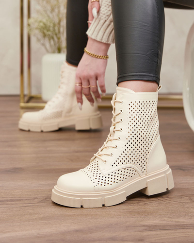 Bottes pour femmes beiges ajourées à talons plats Rolika - Footwear