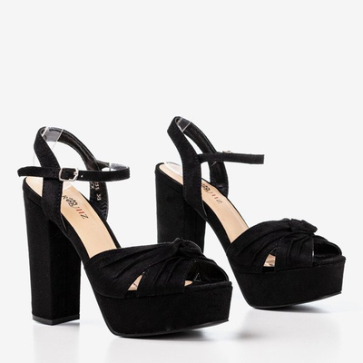 Sandales noires sur le montant supérieur Quesirra - Chaussures 1
