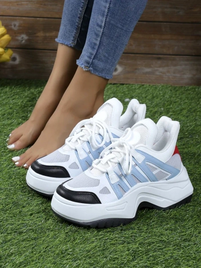 Chaussures de sport pour femmes Royalfashion sur une semelle épaisse Loness