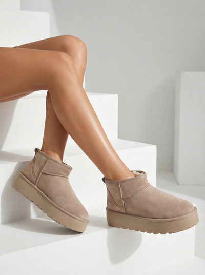 Royalfashion Bottes de neige a'la plateforme pour femmes Dagodo