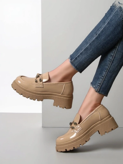 Royalfashion Mocassins en cuir verni pour femmes Arieda