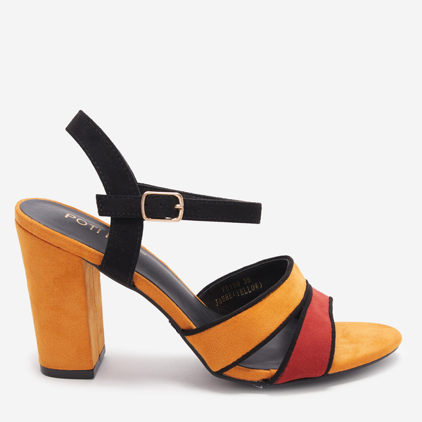 OUTLET Sandales pour femmes de couleur moutarde sur un poteau Hromm- Footwear